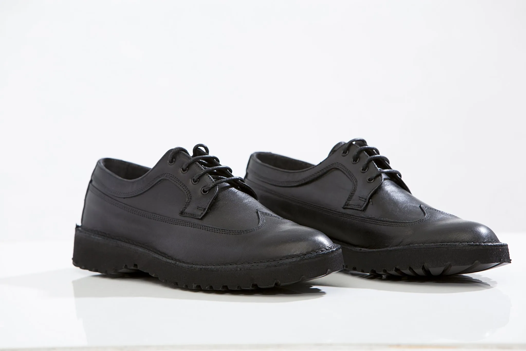 Luxe Line ABATE Jump Sneakers