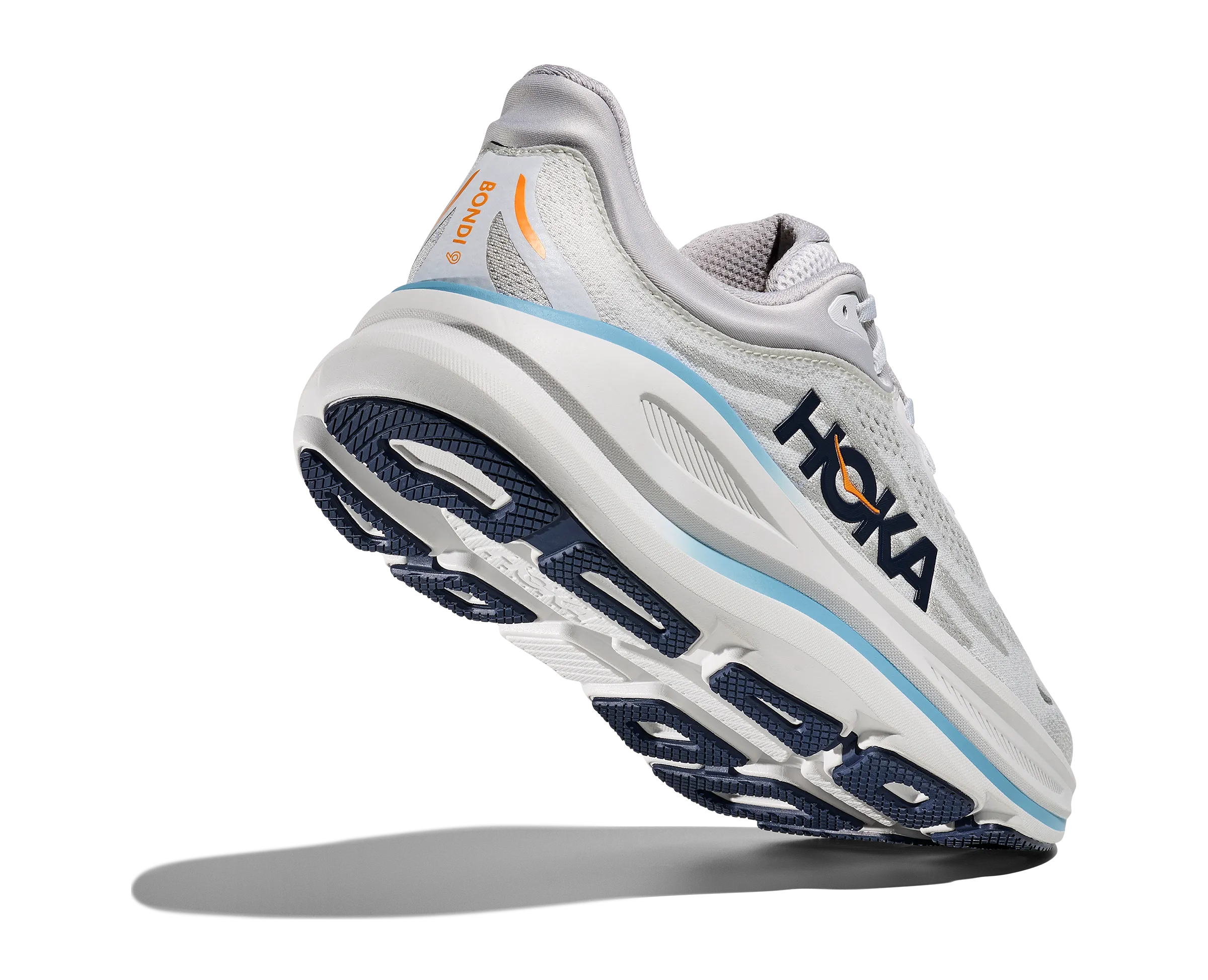 Men's Bondi 9 running in a geyser area shoes