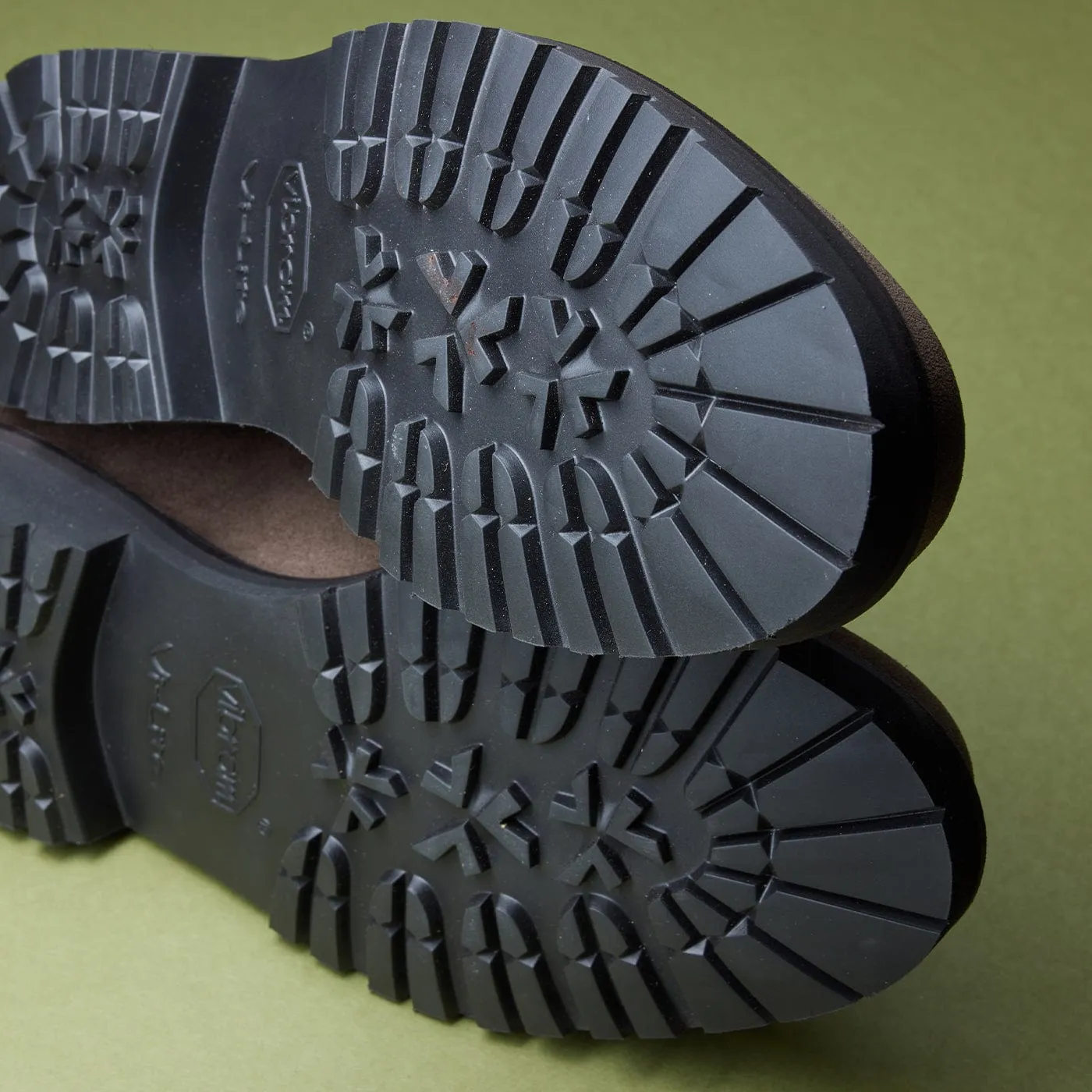 American Prep Boston 2 Slate Suede