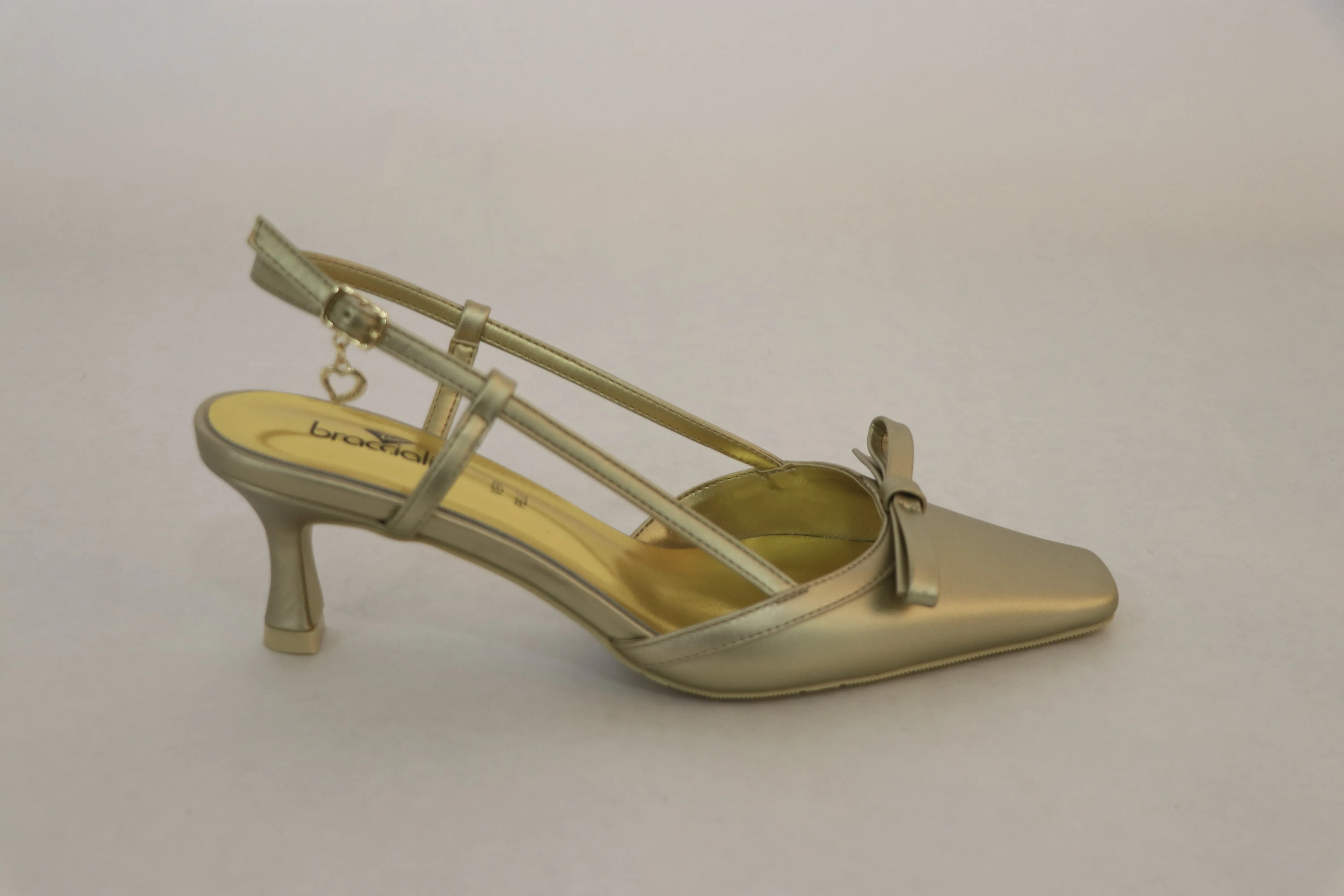 Step Friendly BRACCIALINI SANDALS