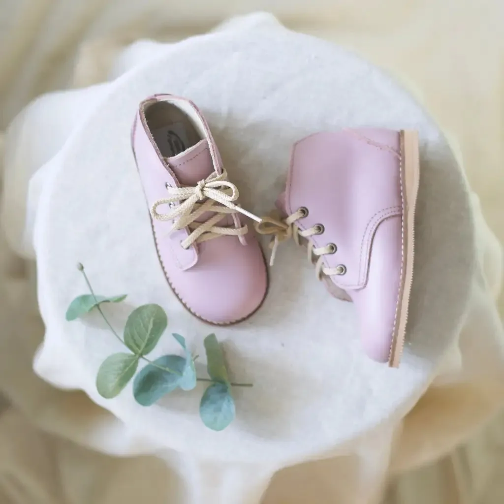 Comfortable Walk Smart Leather Fit Milo Boot - Lilac