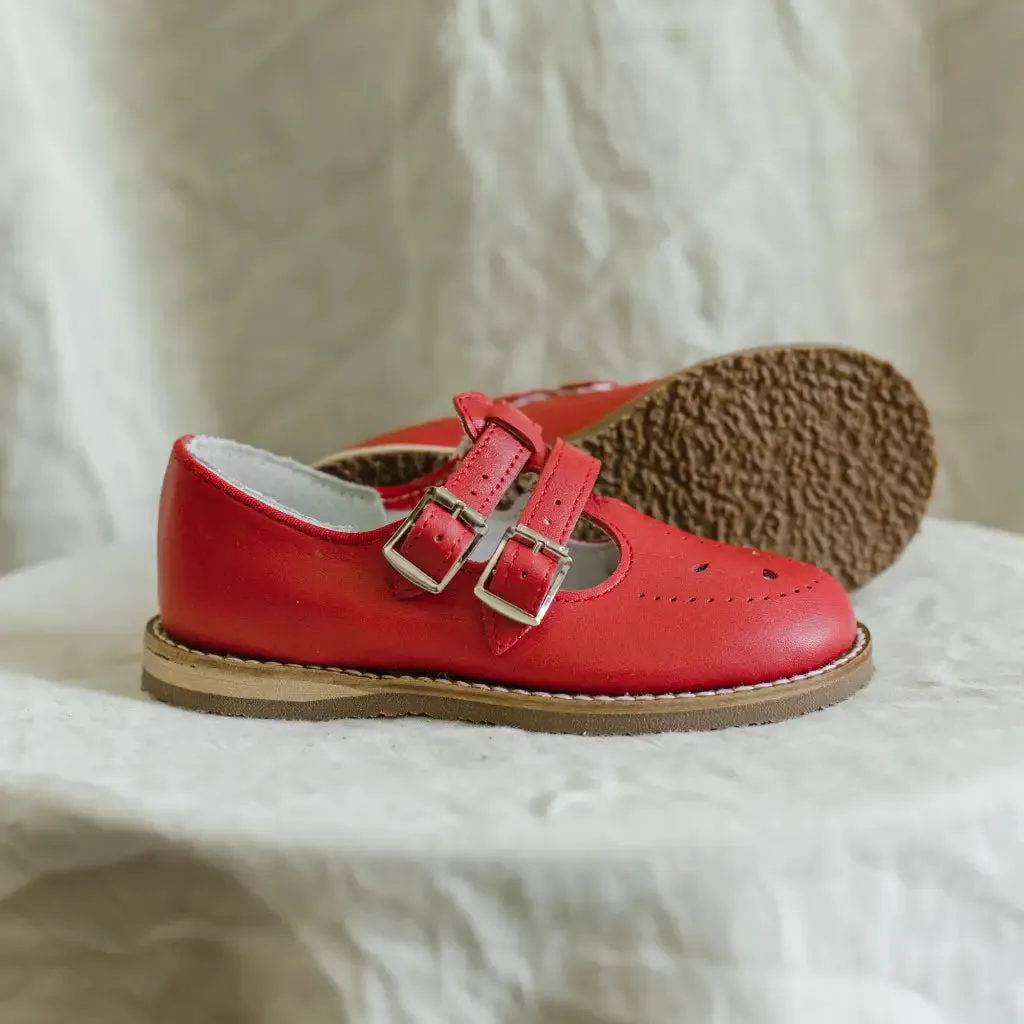 Lightweight Form Road Trip Claire T-Strap - Red