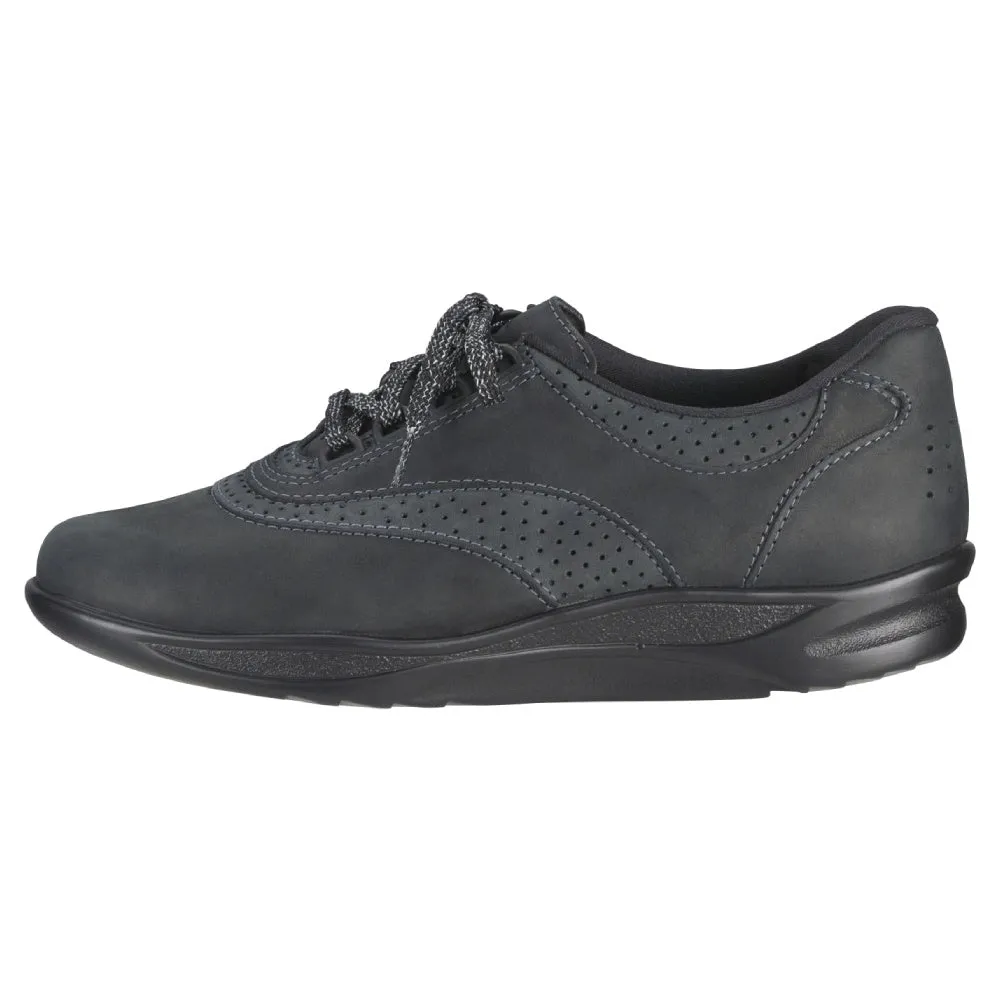 low - impact recycled content shoes Walk Easy - Nero Nubuck