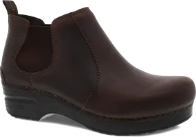 Frankie Velvet Rich World Walk