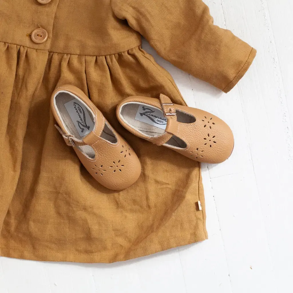 King Strong Jungle Path Flora T-Strap - Camel