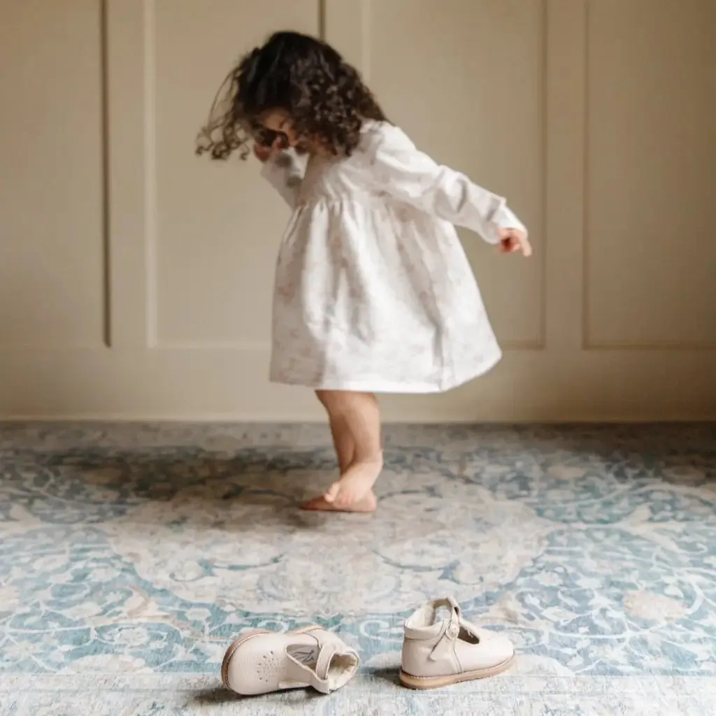 Greta T-Strap - Sand Stretchable kids' clothes