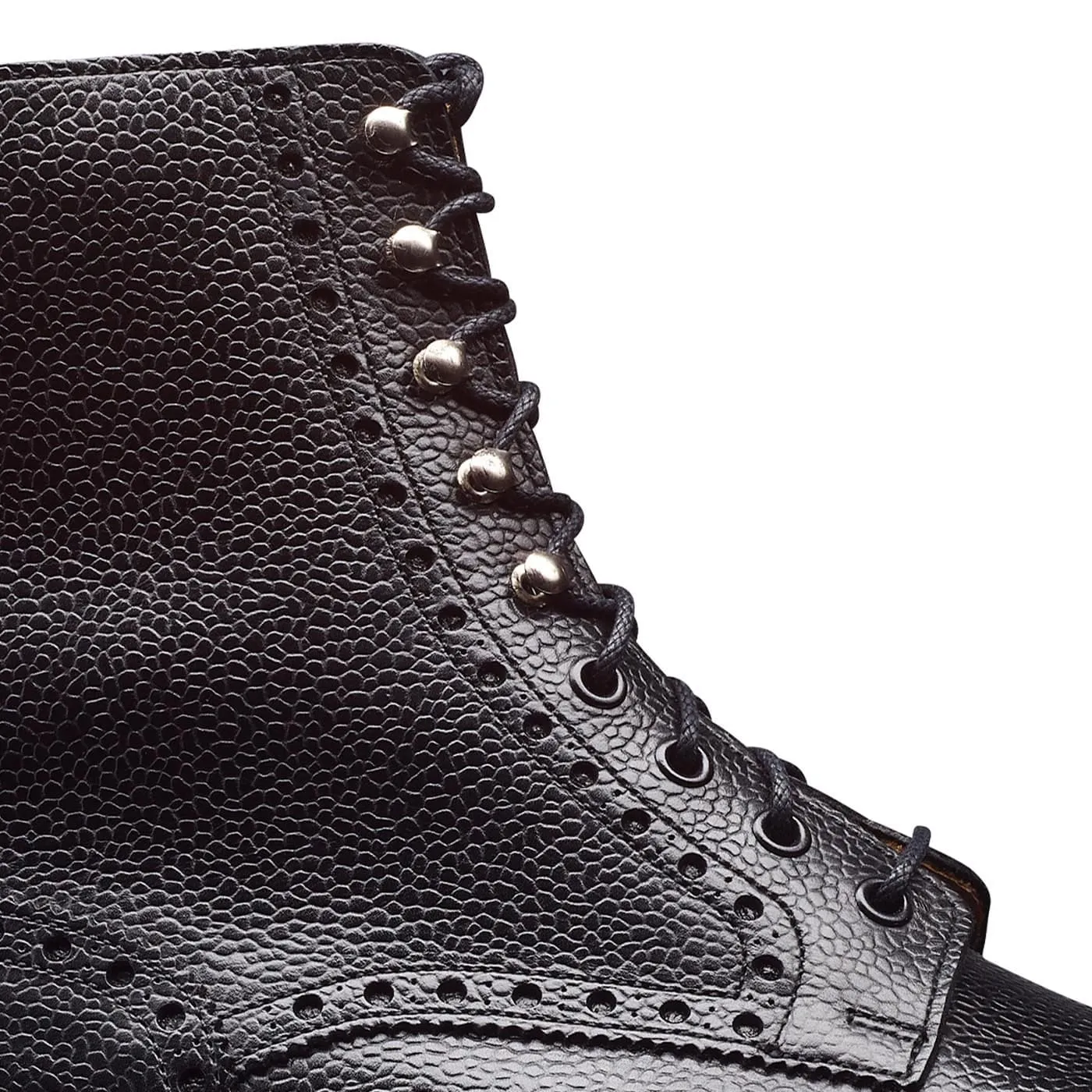 Sleek Style Islay Black Scotch Grain