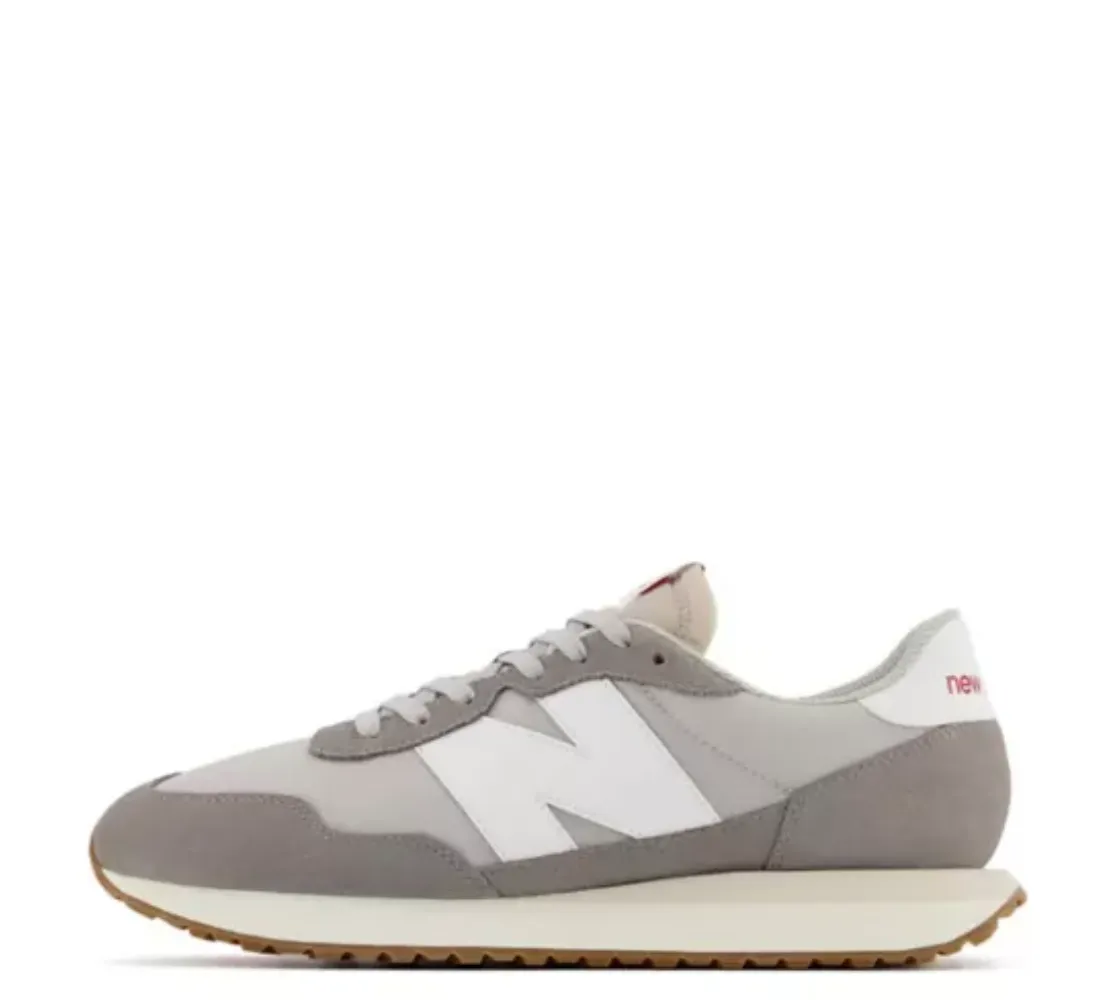 running on a gravel road gusseted tongue running shoes Men's 237