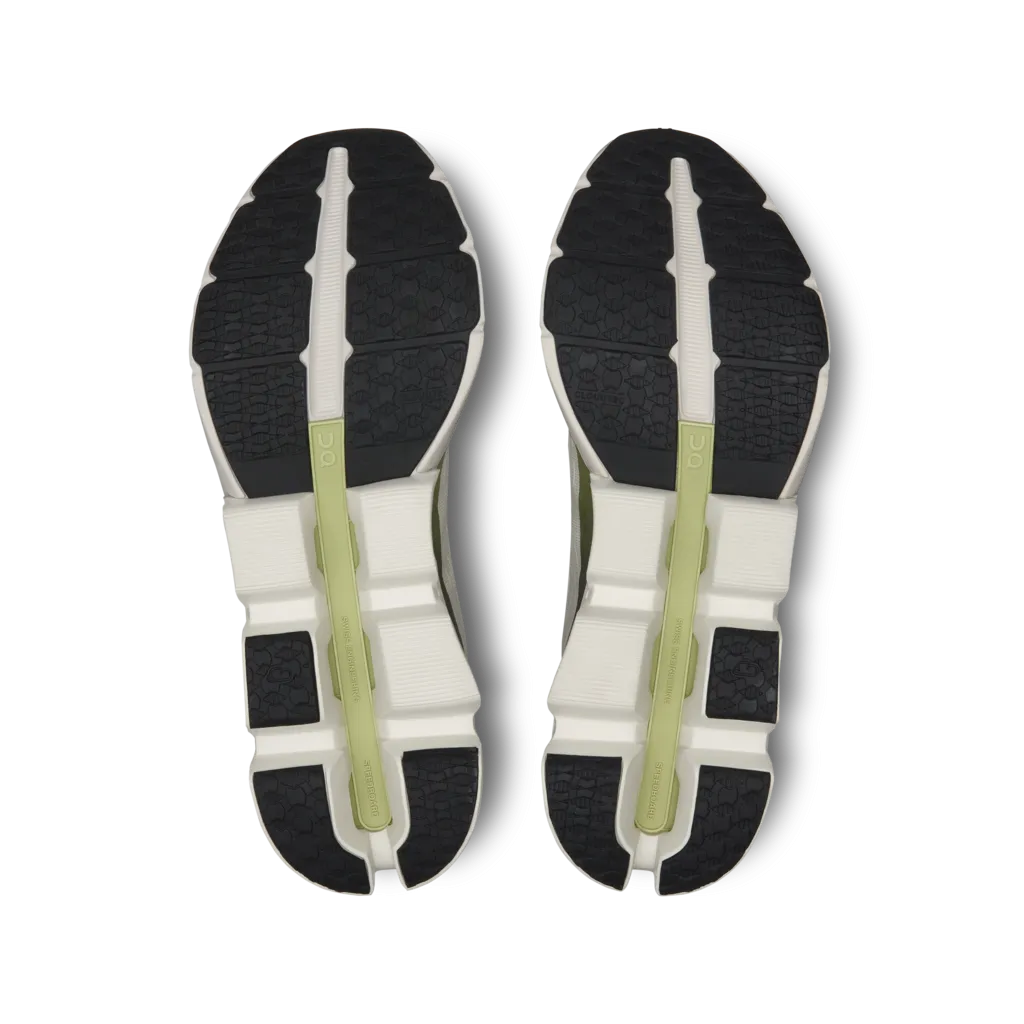 Men's Cloudspark *FINAL SALE running in a mud run student