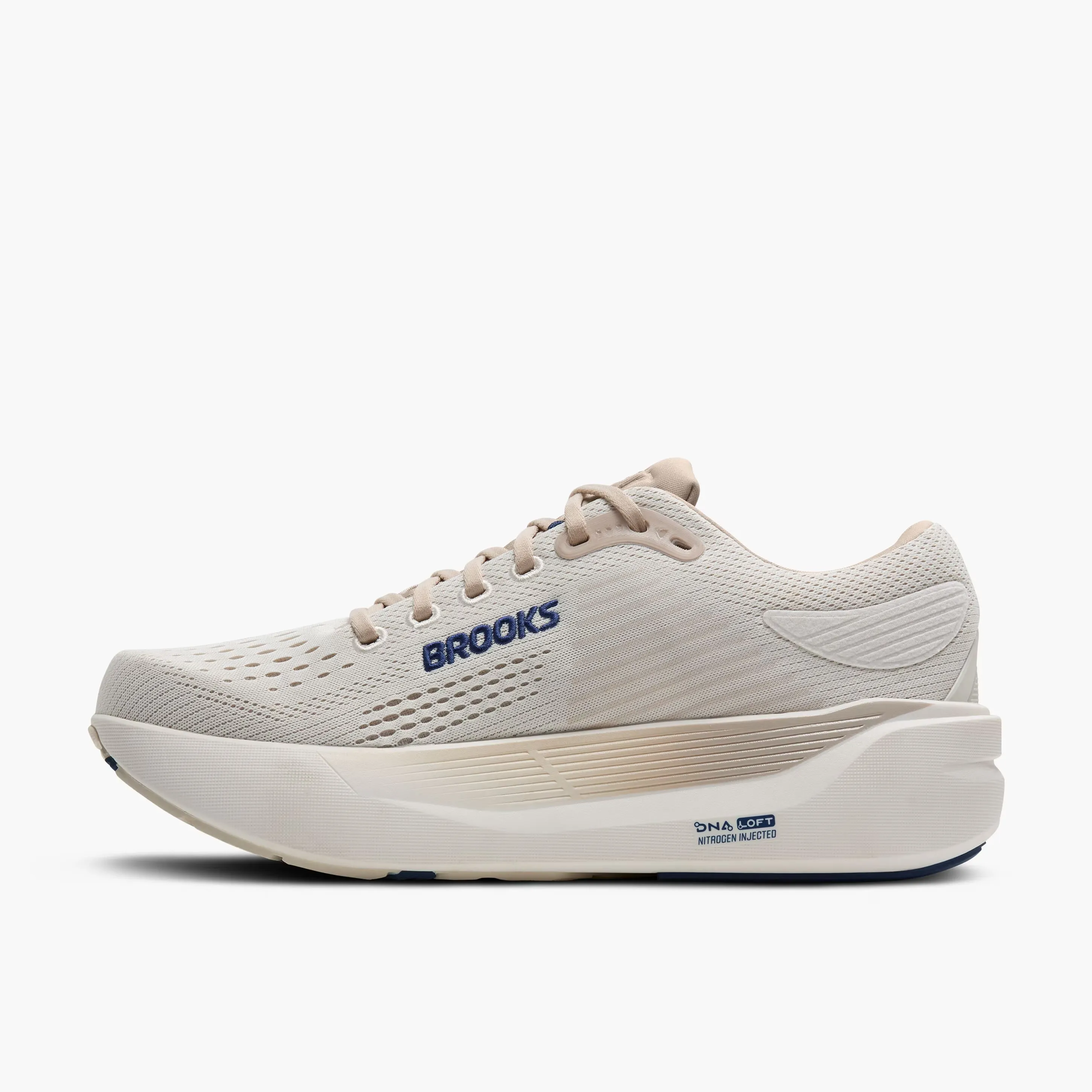 running in the night shoes Men's Ghost Max 3