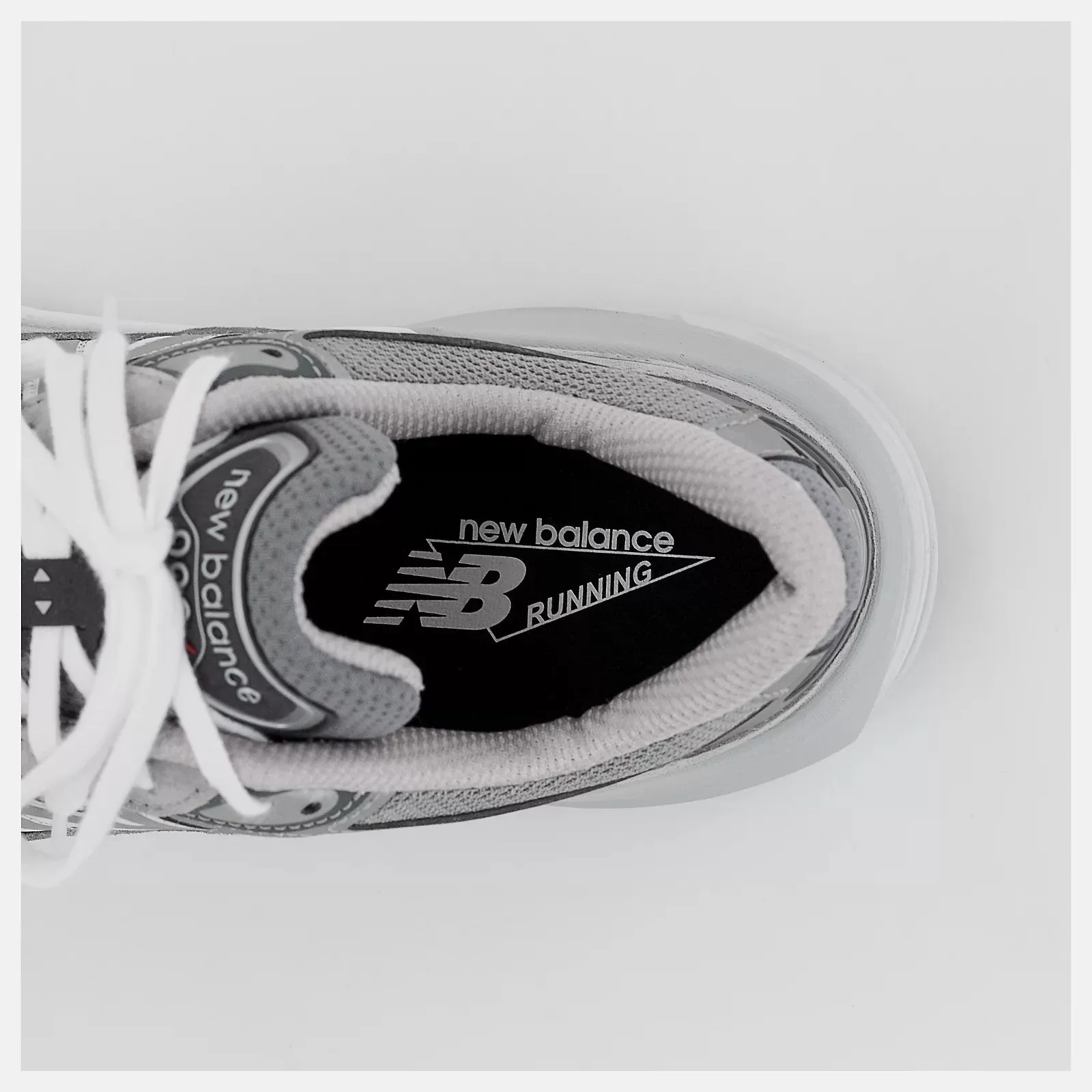 MEN'S MADE IN USA 990v6 Slim - fit