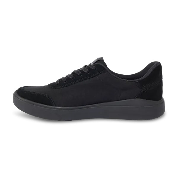 running in a meadow shoes Men's Prague 2 - Blackout