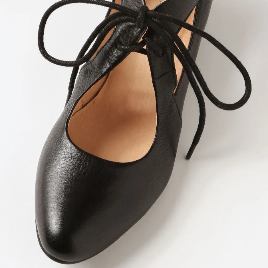 Ewing Celebrity Vibe