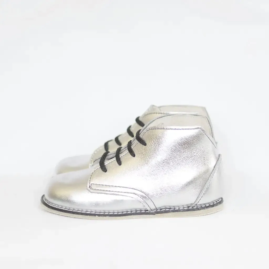 Milo Boot - Silver (leather sole) Breathable Feel Team Meeting Simple Step Style
