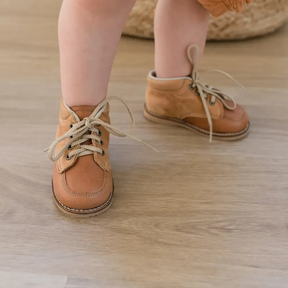 Shine Finish Oxfords Slim Profile Active Worker Arlo Boot - Tan/Cognac