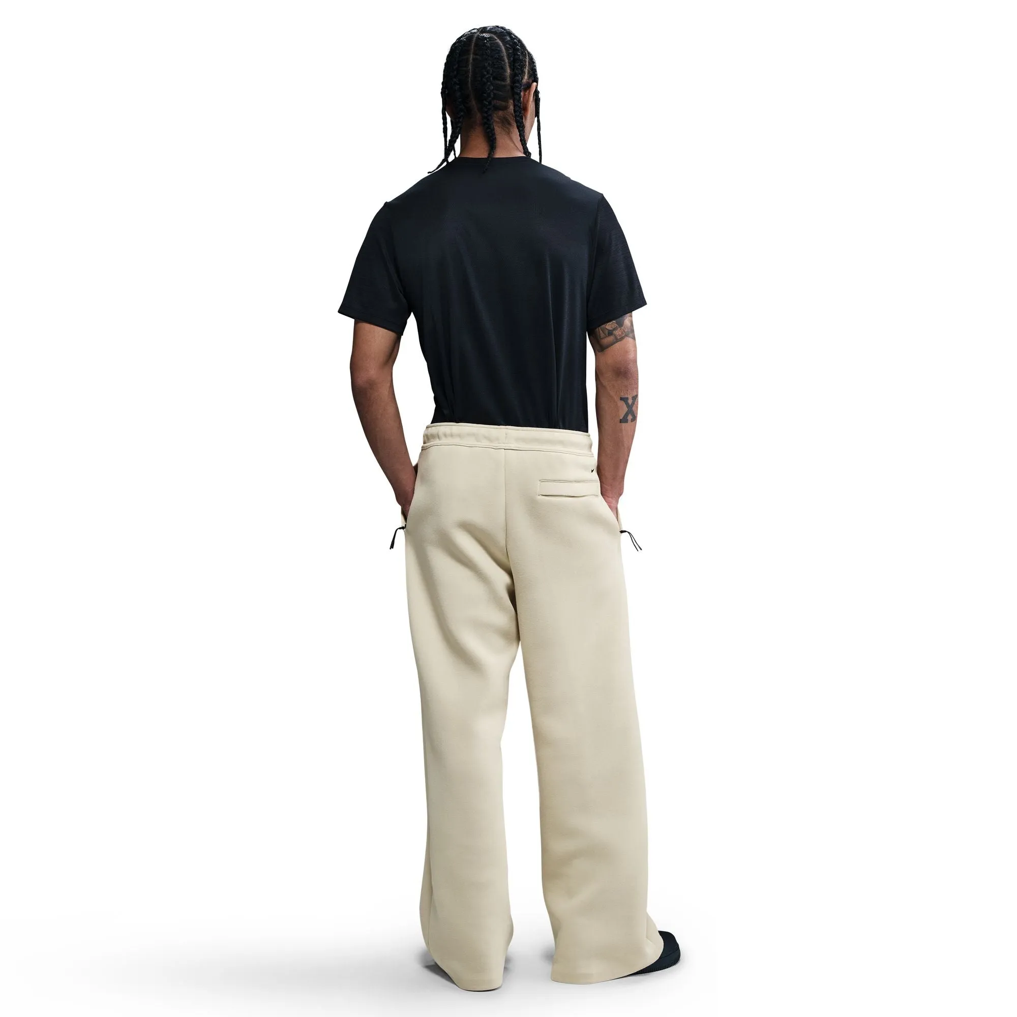 Quick Dash Nike Tech Men's Wide-Leg Fleece Pants Color: Lt Khaki/black Style: HJ0695-229