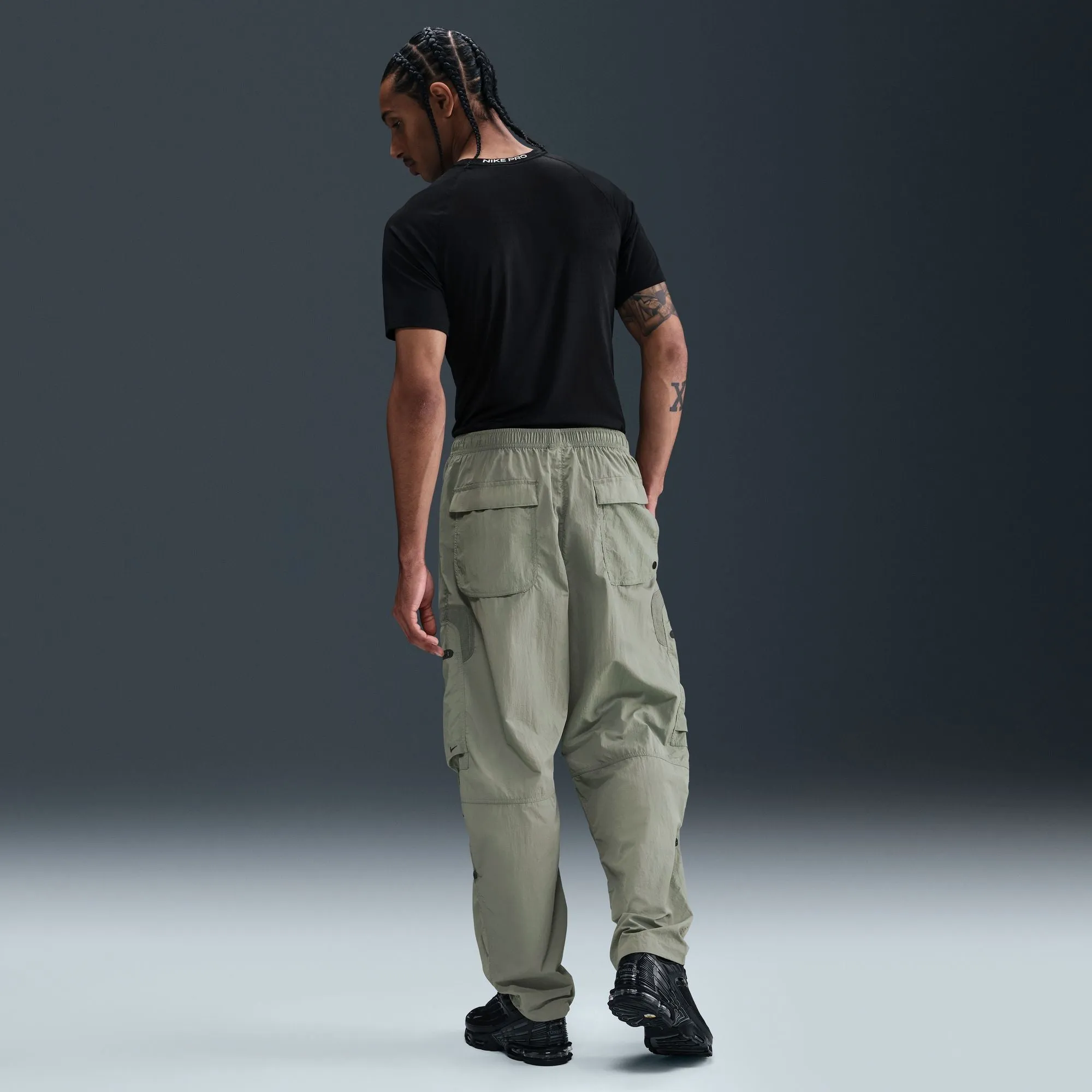 Nike Tech Men's Woven Cargo Pants Color: Light Army/black Style: HJ2940-320 Trail Ease