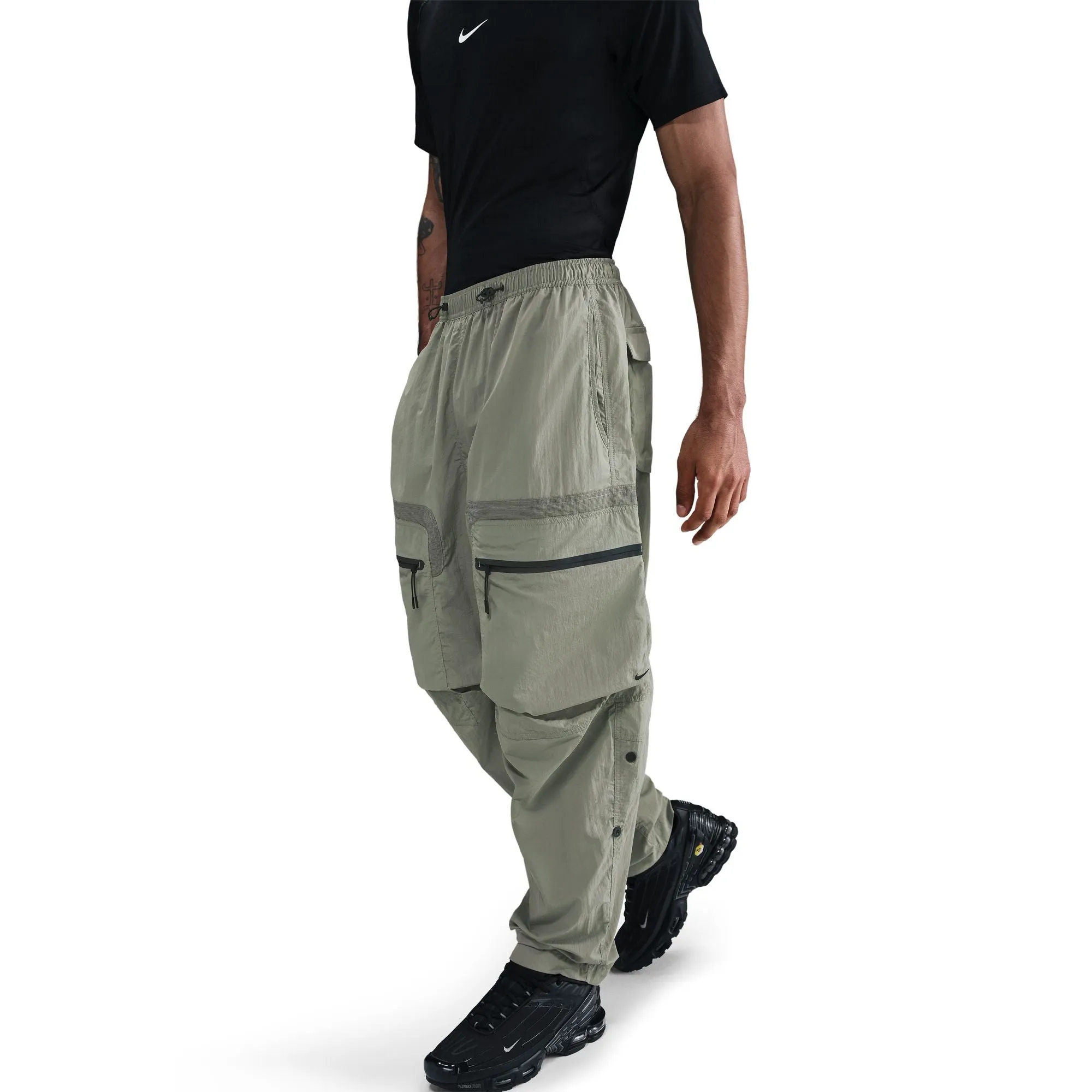 Sweat Resistant Gym Workout Ventilated Mesh Travel Enthusiasts Nike Tech Men's Woven Cargo Pants Color: Light Army/black Style: HJ2940-320