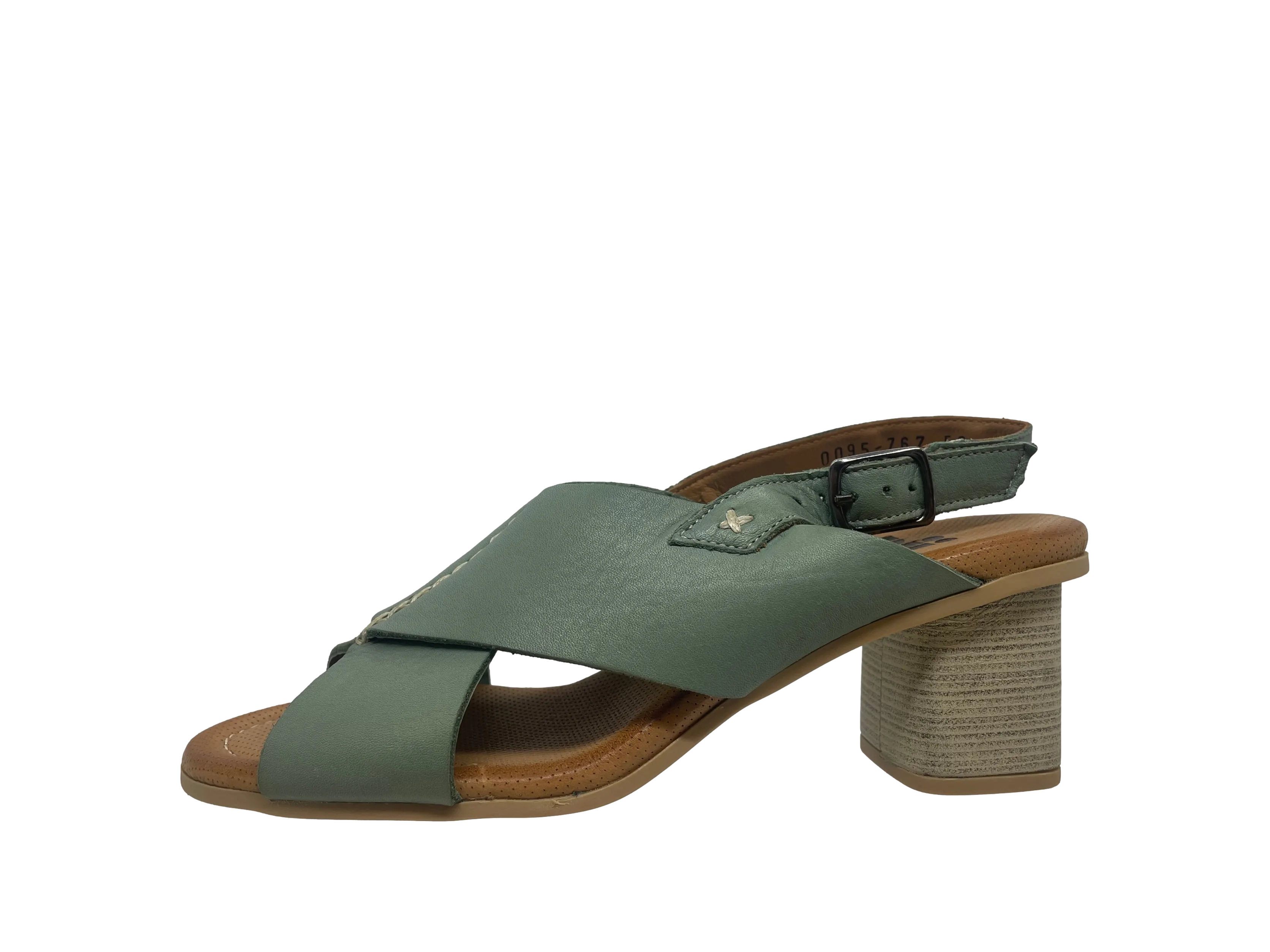 NU BY NEO PIPER Fashionable Beach Footwear pool