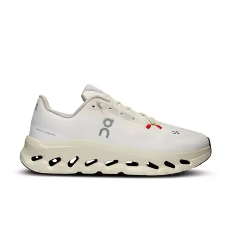 ON Cloud Cloudtilt Sand Cream 3ME10102858 Soft Interior