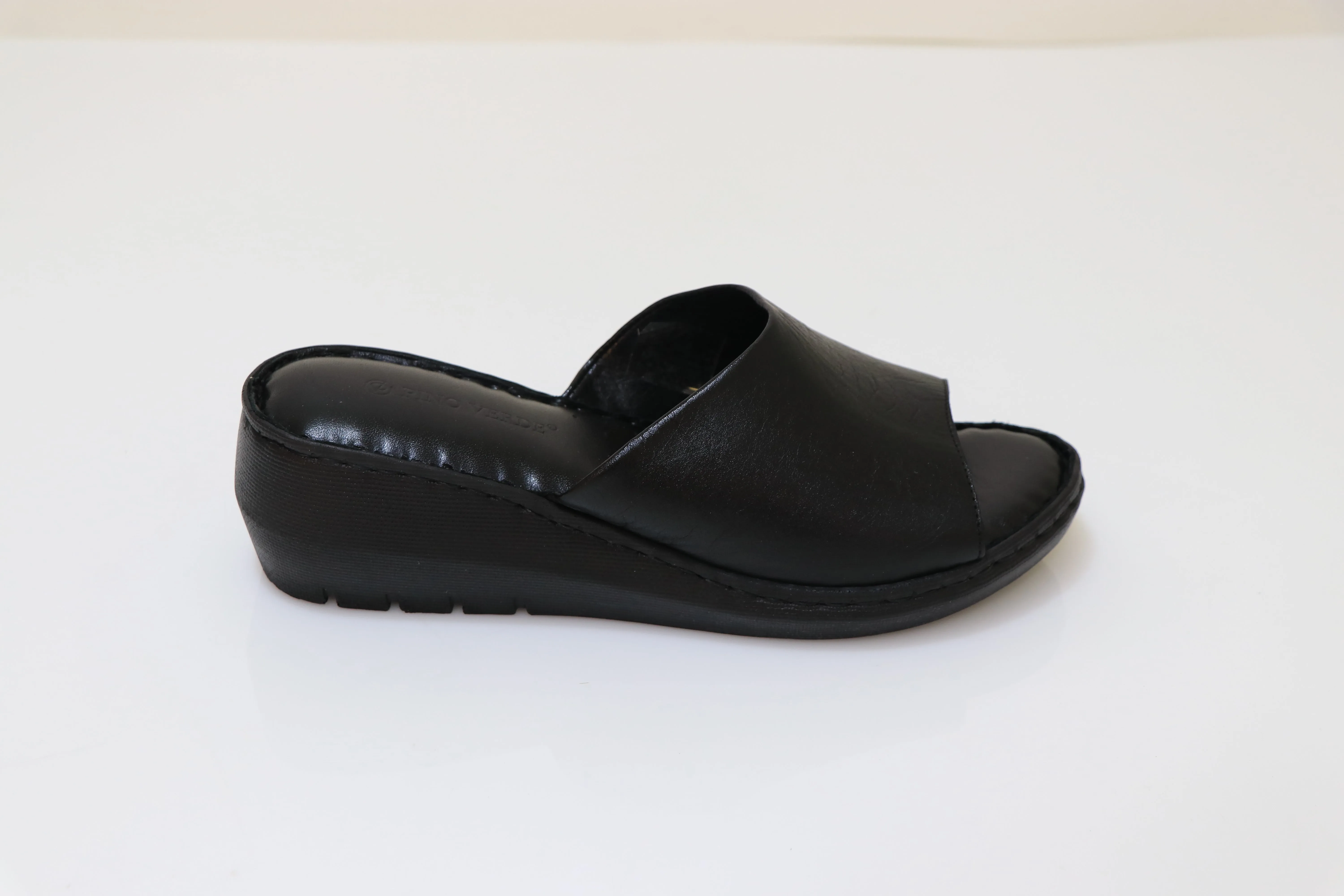 PINO VERDE Outing Fit Calm Mood