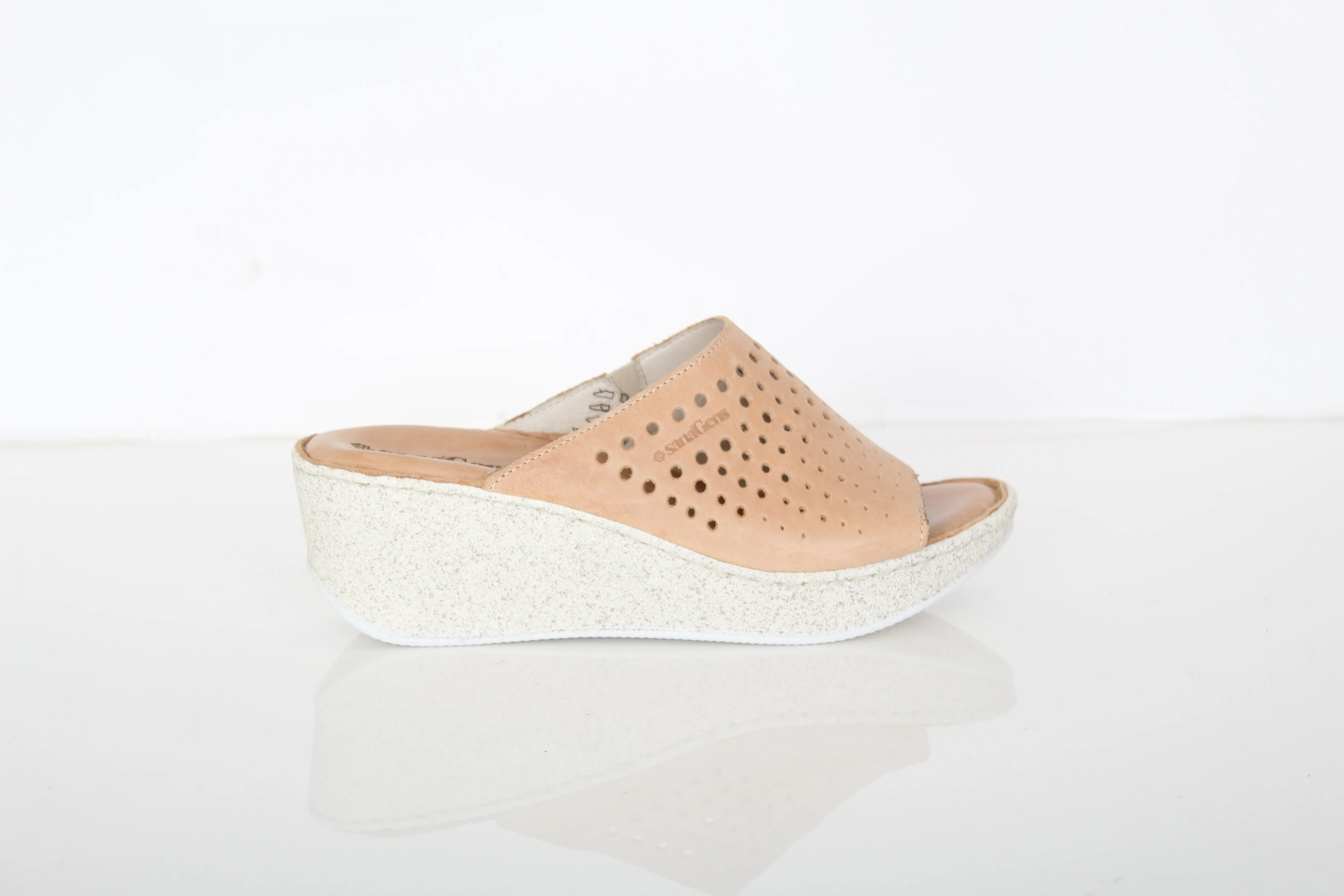 Effortless Slip-Ons SANA GENS