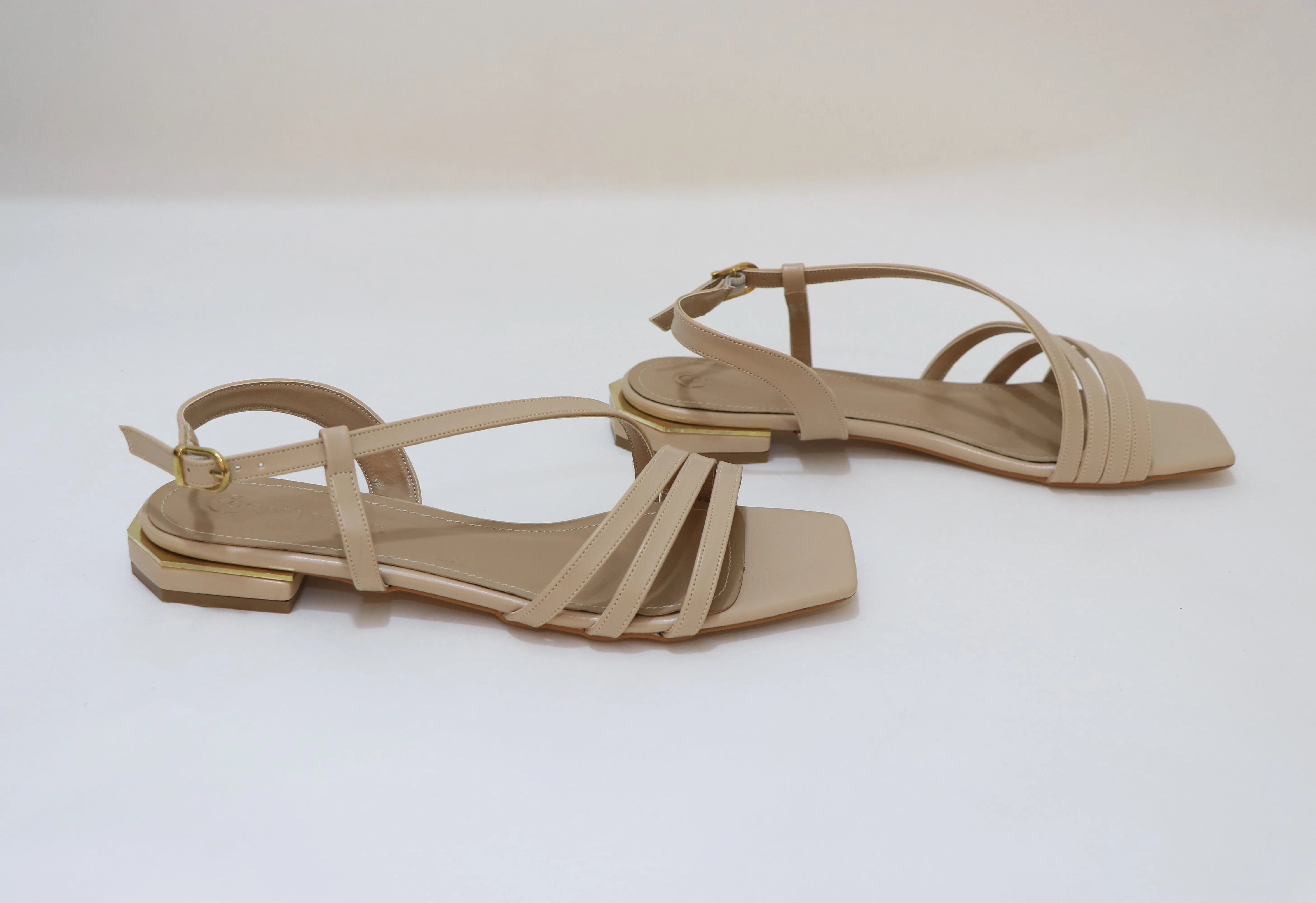 Everyday Footwear PINO VERDE Flat Sandals