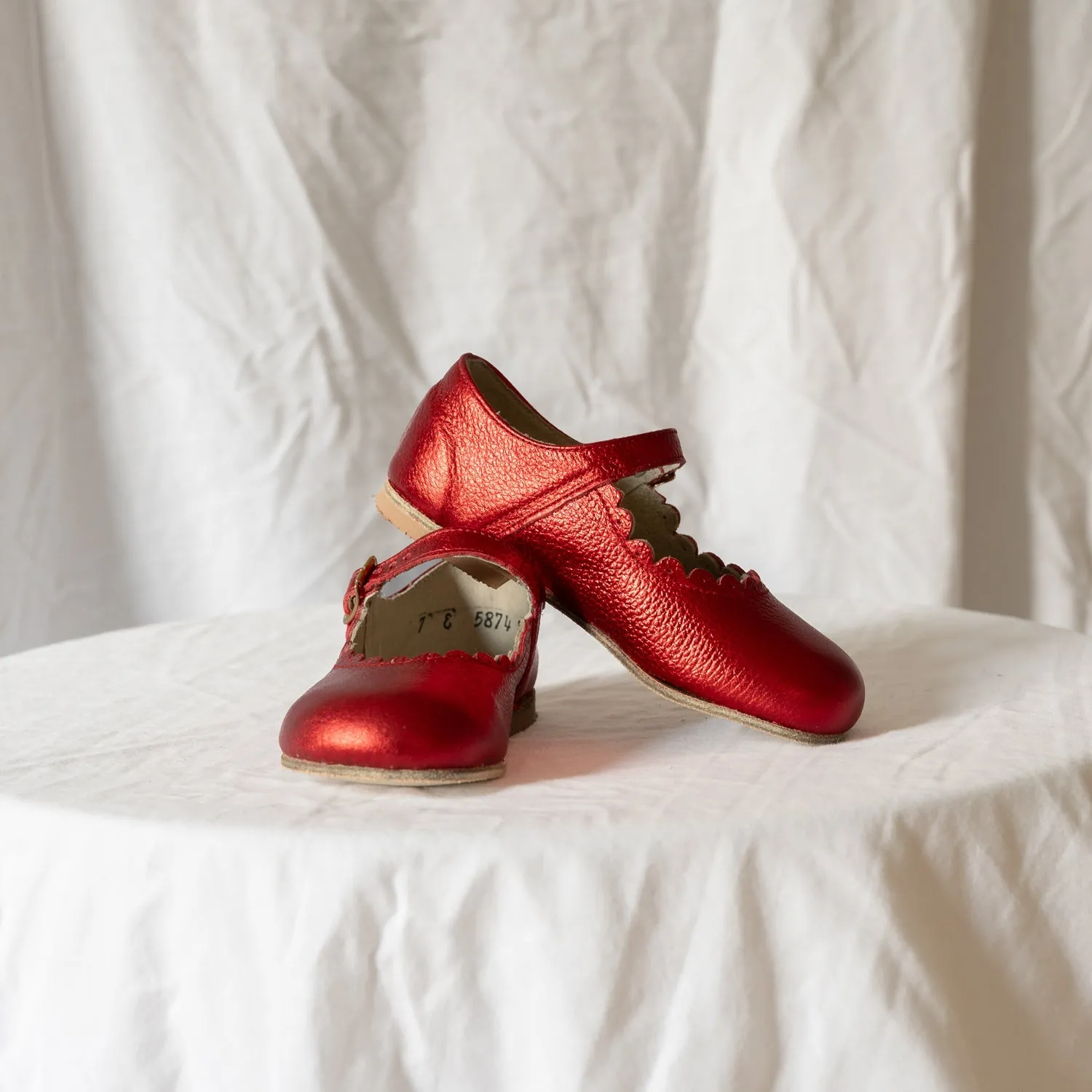 Scalloped Mary Jane - Red Metallic Free Pace