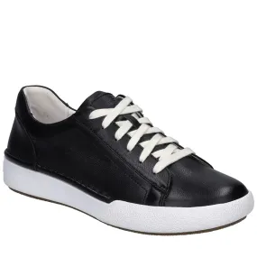 Claire 01 running in a group shoes Total Flex