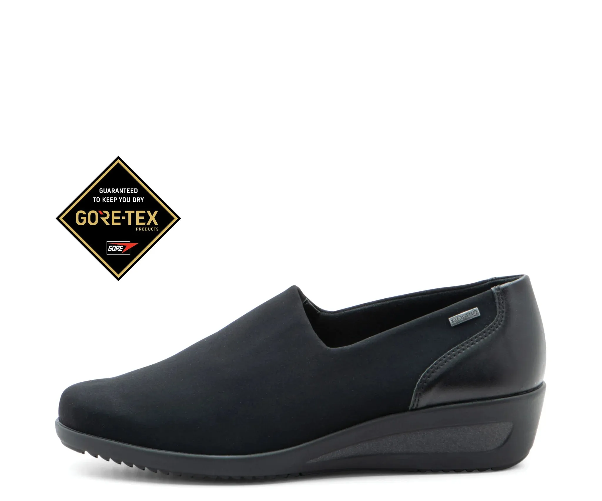 Zahara Women's GORE-TEX? Slip-On Wedge Urban fitness running in a polar area